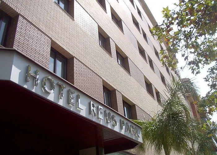 Hotel Tarragona 3*