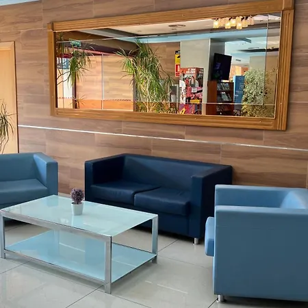 Hotel Tarragona 3*