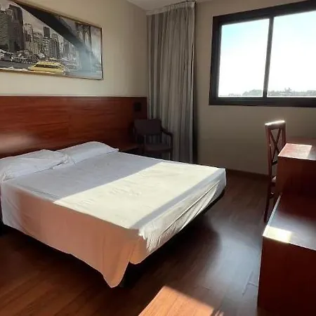 Ξενοδοχείο Tarragona 3*