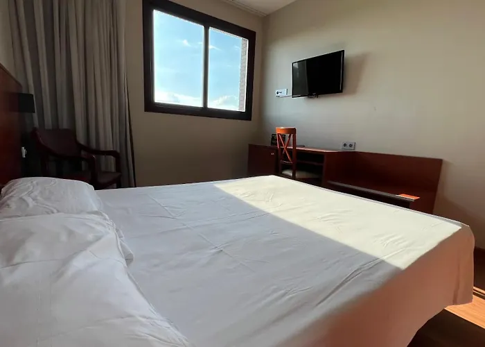 Hotel Tarragona 3*